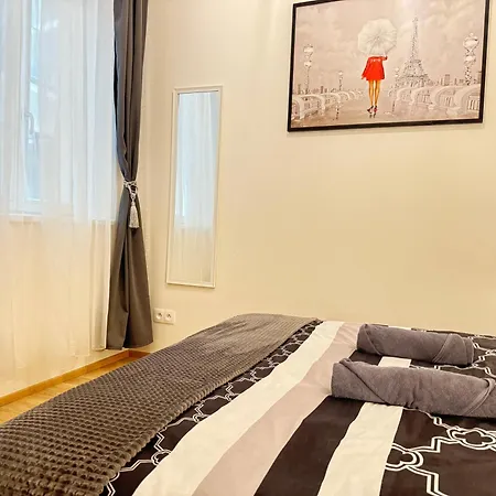 Διαμέρισμα Free Parking - Cozy Near Vysehrad Railway Bridge *